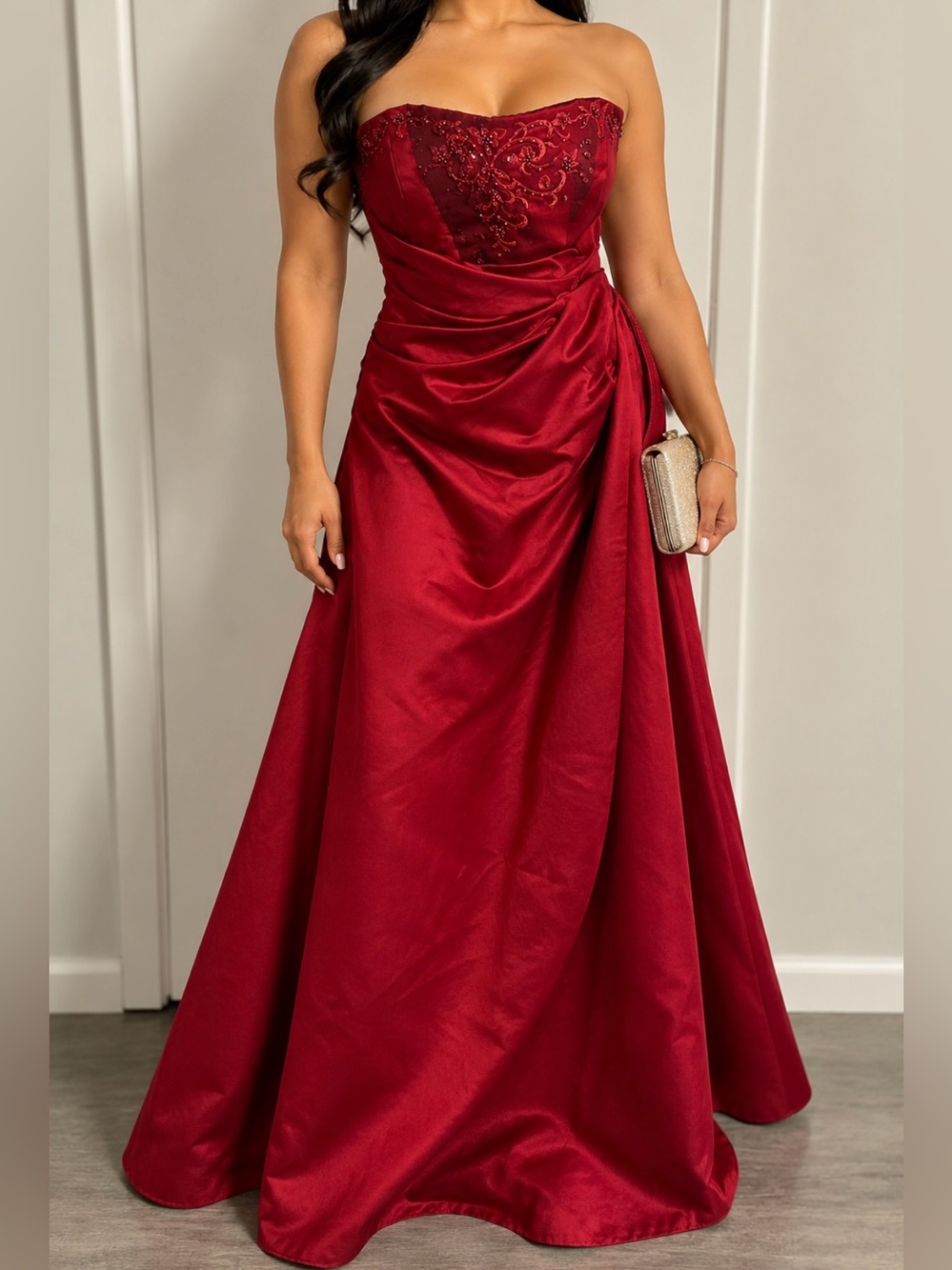 David’s Bridal Red Strapless Beaded Formal Gown Size 8 NWT